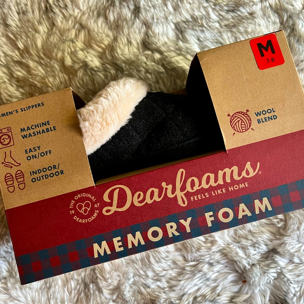 Dearfoams Memory Foam Slippers 7-8M